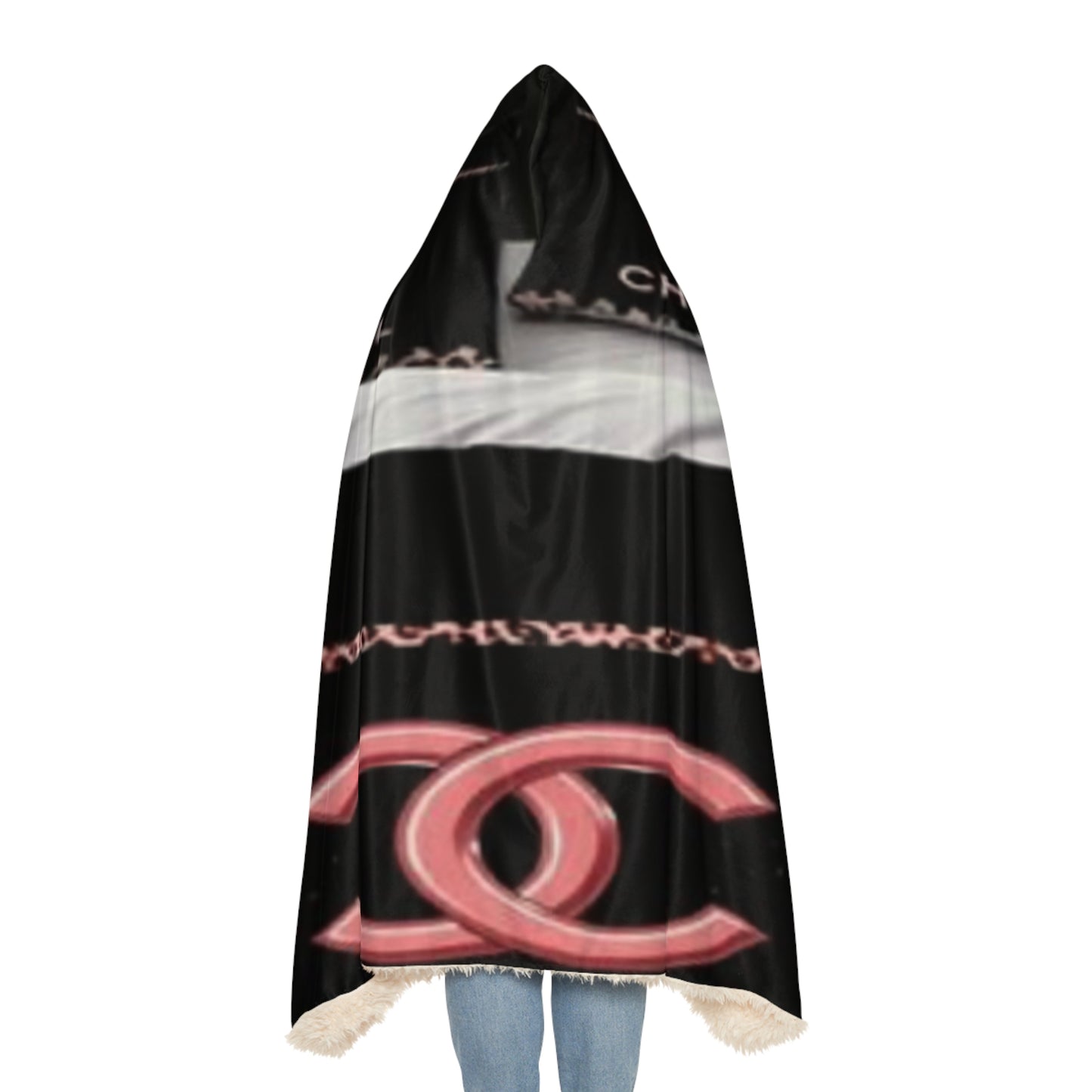 Chic Snuggle Blanket for Cozy Nights, Designer Throw for Fashion Lovers, Perfect Gift for Birthdays, Holidays, or Home Decor