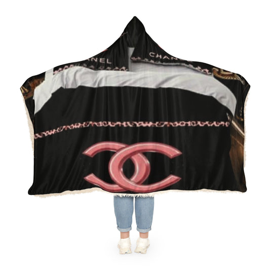 Chic Snuggle Blanket for Cozy Nights, Designer Throw for Fashion Lovers, Perfect Gift for Birthdays, Holidays, or Home Decor